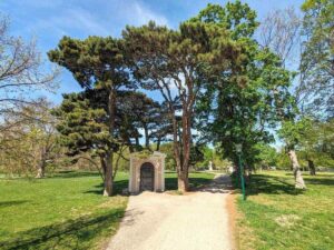 Wandern in Bad Vöslau - Schlosspark