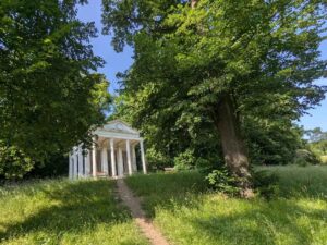 Pötzleinsdorfer Schlosspark - Griechischer Tempel