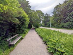 Höhenstaßenbegleitweg